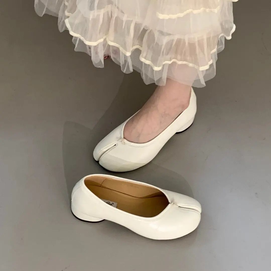 Bailamos Women Low Heel Split  - Women Shoes Loafers บทวิจารณ์และราคา