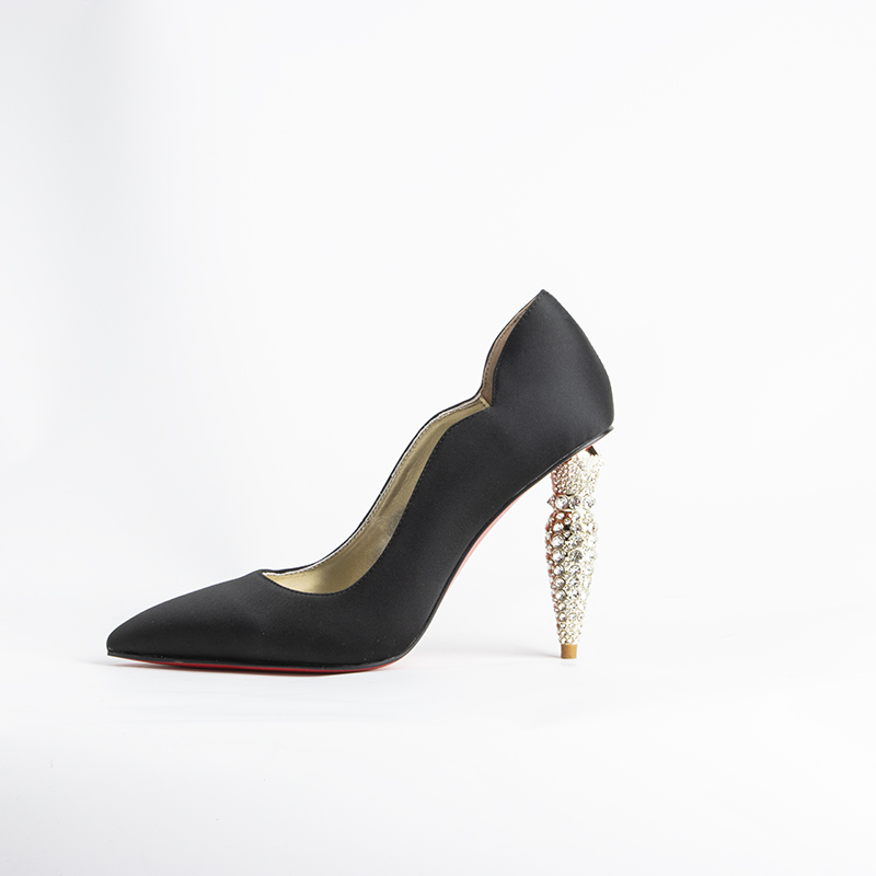 luxury Red Bottom Black Pointe - Women'S Shoes Red Bottoms บทวิจารณ์และราคา